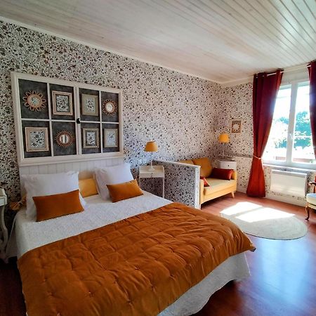 Le Clos Lauradiere Cormeilles  エクステリア 写真
